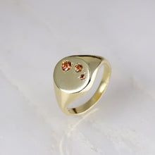 Load image into Gallery viewer, 9ct yellow gold and peach orange sapphires
